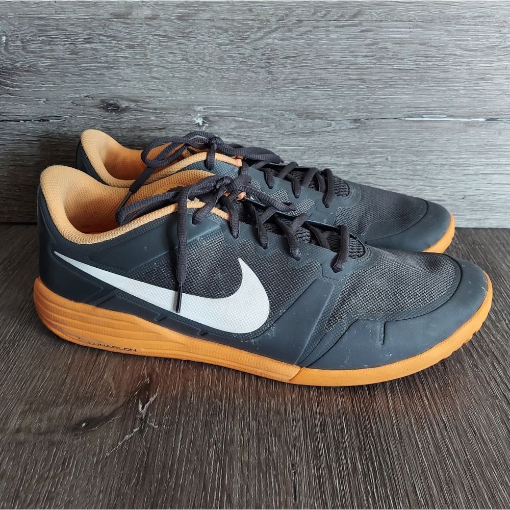 Nike Men's Lunar Ultimate TR Cross Trainer Size 12